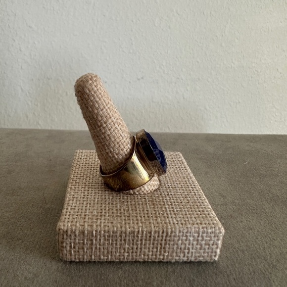 Stunning Sterling Silver with Lapis Oval Stone by Jay King - Picture 4 of 8